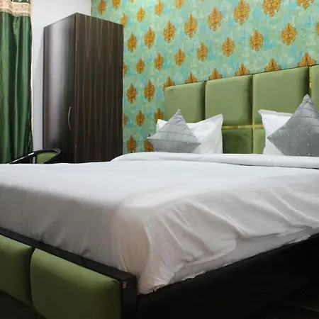 Hotel Red Apple Near Railway Station Chandigarh Exterior photo