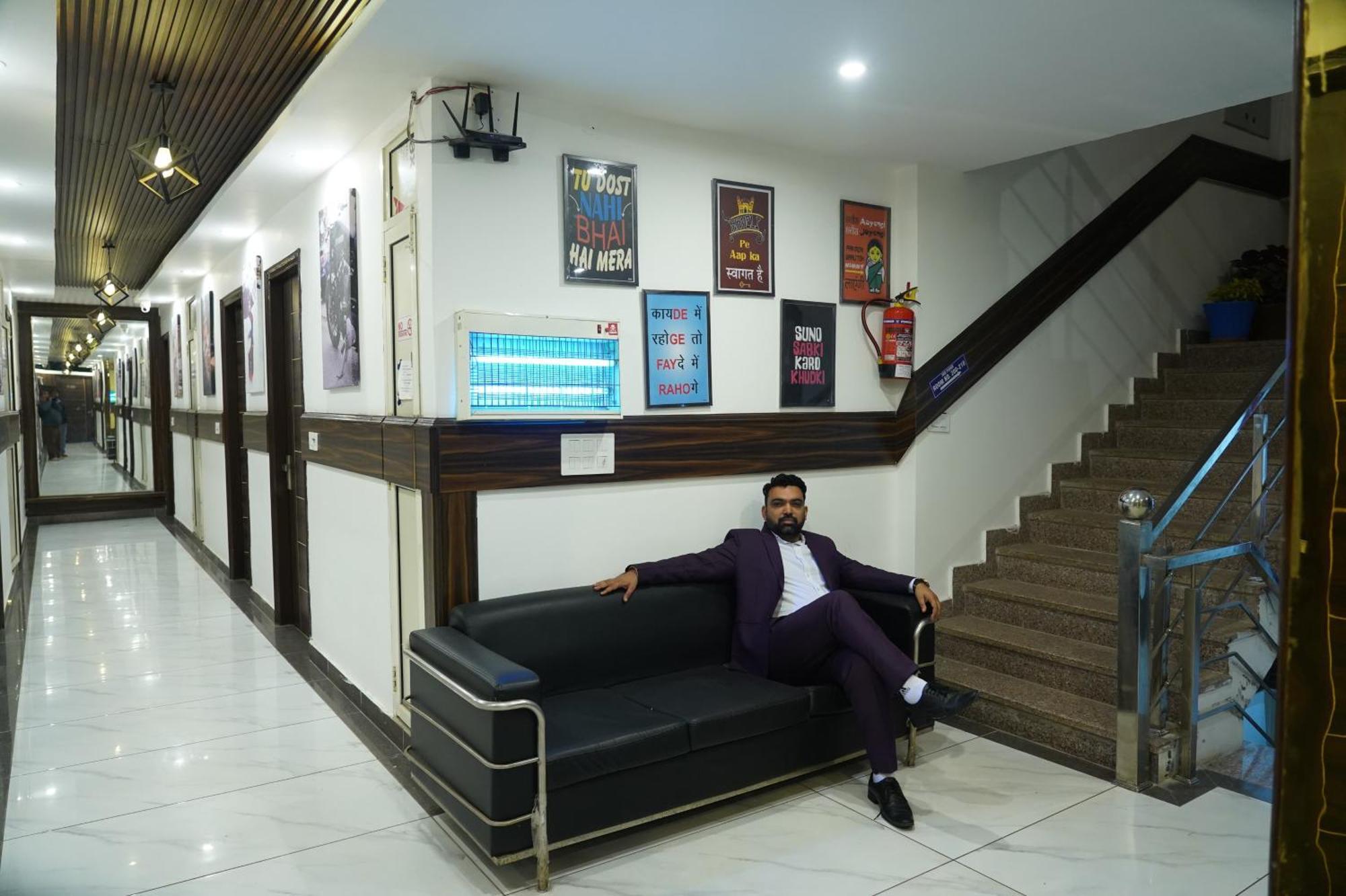 Red Apple Near Railway Station Chandigarh